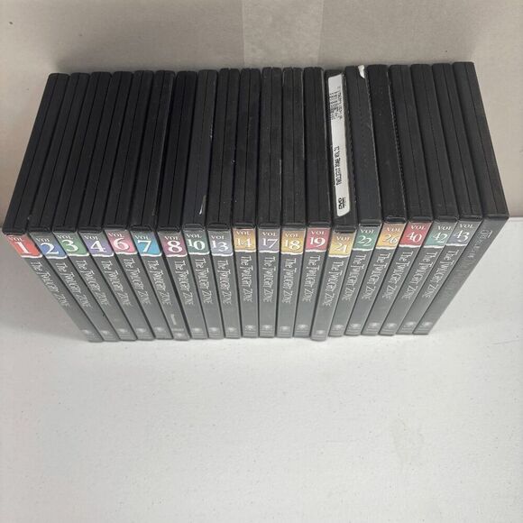The Twilight Zone DVDs 20 Vol 1 2 3 4 6 7 8 10 13 14 17 18 19 21 22 26 40 42 43 - Picture 4 of 6